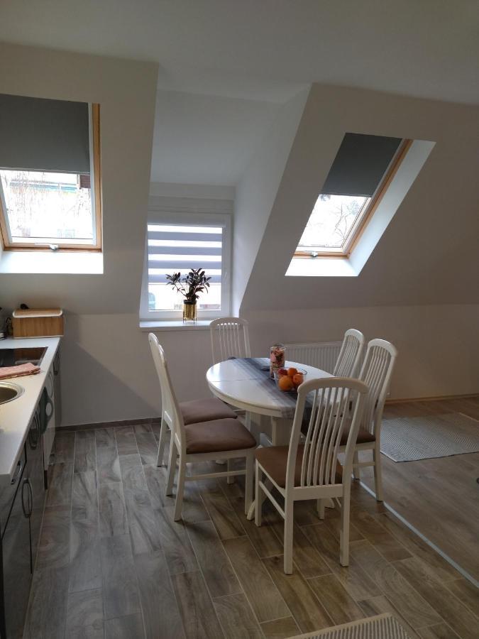 Valentin Apartman Mako Luaran gambar