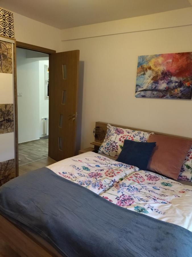 Valentin Apartman Mako Luaran gambar