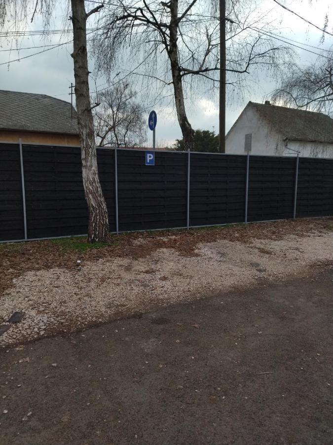 Valentin Apartman Mako Luaran gambar